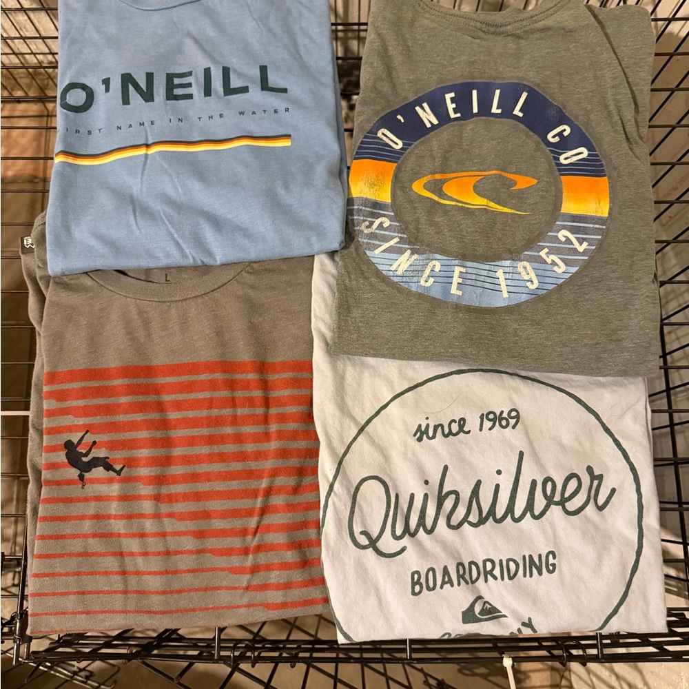 O'Neill and Quiksilver Graphic T-Shirts Set